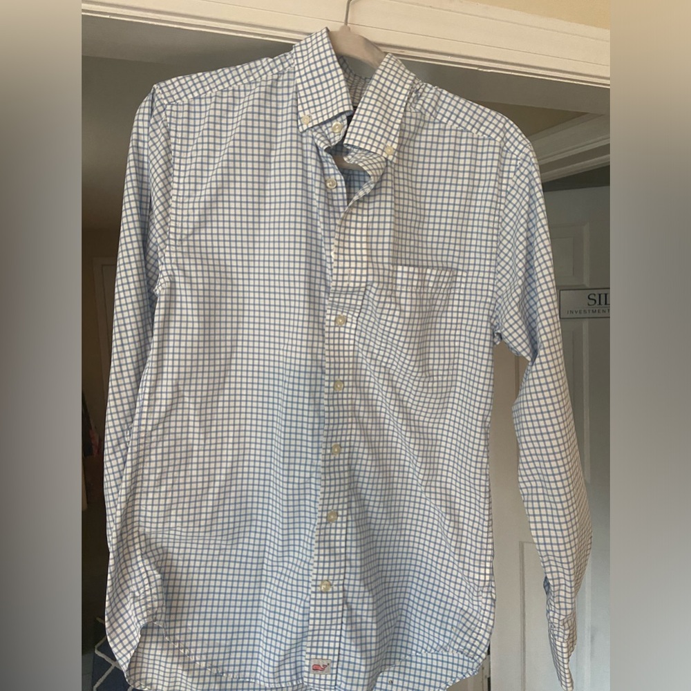 Vineyard Vines Men’s Small performance shirt Size Small